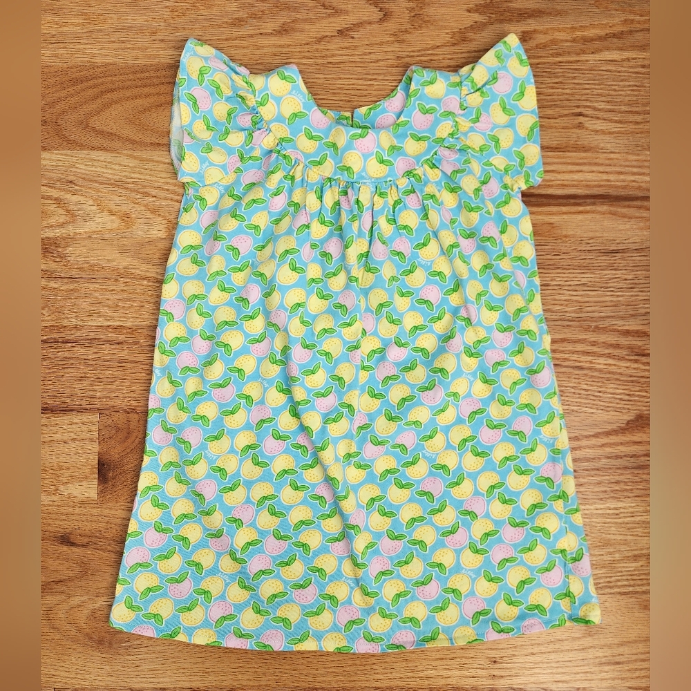 Girl's tunic. Size 4
